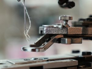 Choosing the Right Sewing Machine Needle for Every Fabric