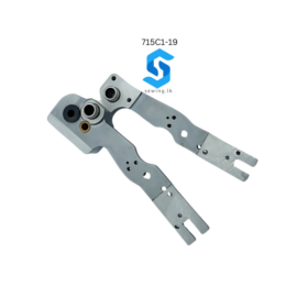 715C1-19 | LOWER GEAR BRACKET | EASTMAN